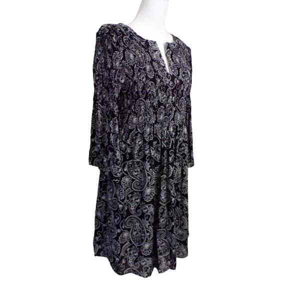 Alison Taylor Dresses & Skirts - Alison Taylor Black and White Paisley Dress Bell Sleeves Size 4 NWT